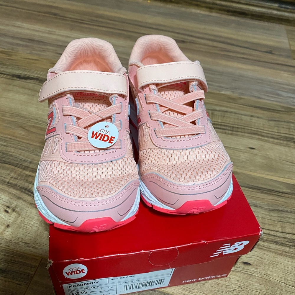New balance shoes for little girls